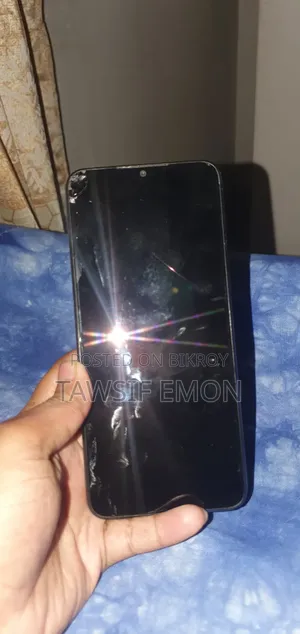 Infinix Smart 6 Plus 32 GB Silver