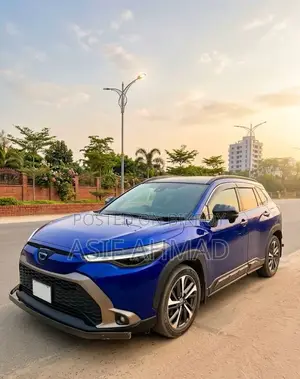 Toyota Corolla Cross 1.8 Hybrid FWD 2022 Blue