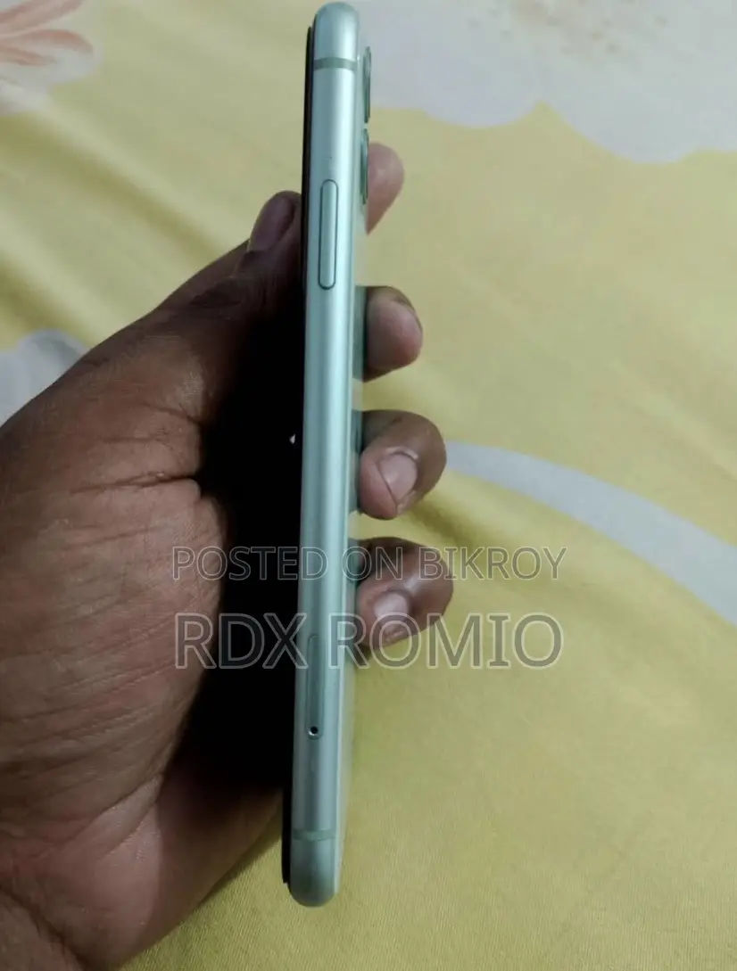 Apple iPhone 11 64 GB Blue