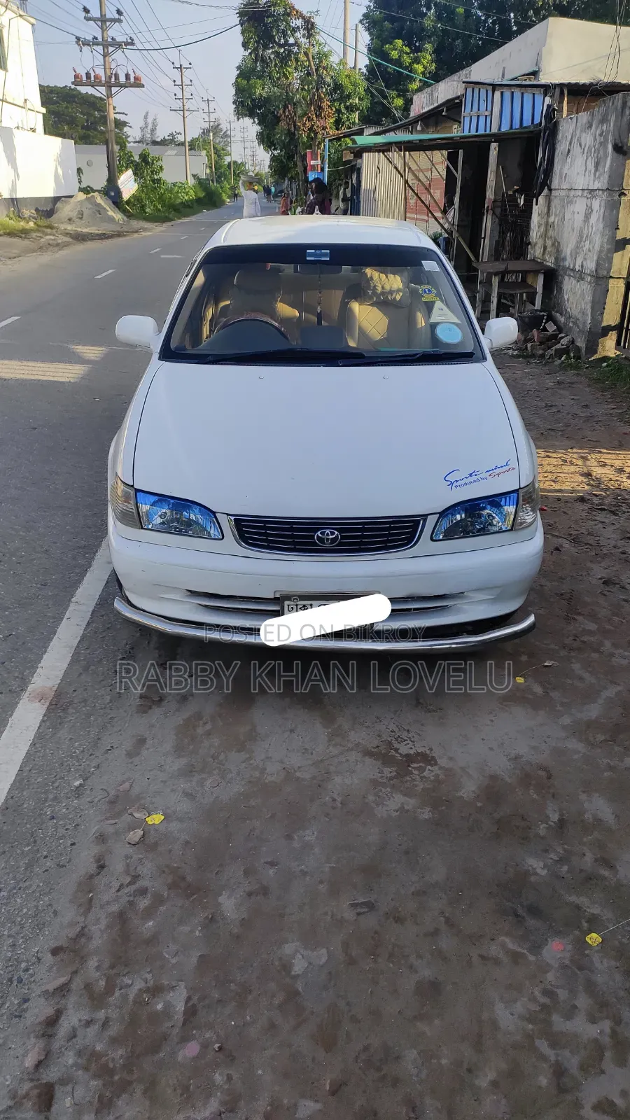 Toyota Corolla 2000 White