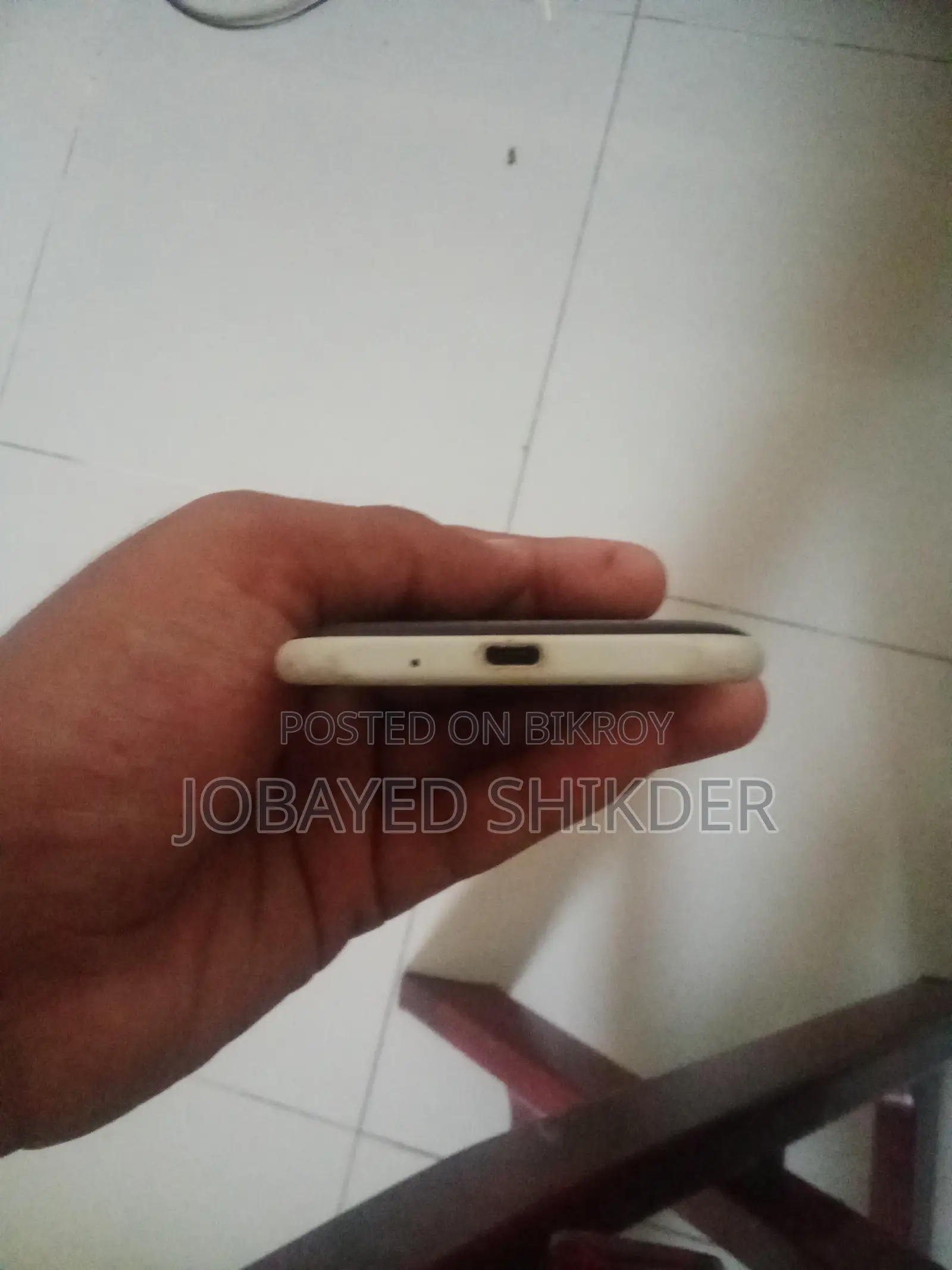Samsung Galaxy J2 8 GB Black