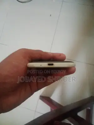 Samsung Galaxy J2 8 GB Black