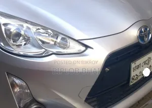 Toyota Aqua 2017 Silver