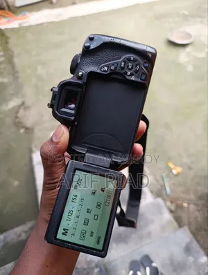 Canon 700d Fresh With 75-300 Zoom Lens For Sale