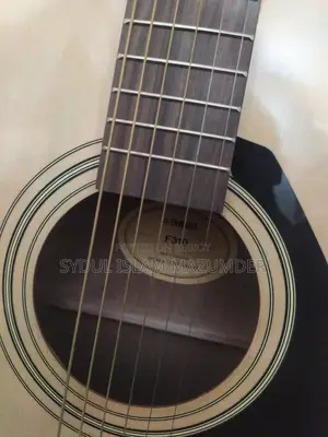 Yamaha F310 Acoustic Guitar (Natural) — With Bag | Original Invoice Available