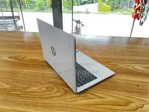 Laptop HP OmniBook 5 Flip 14-Fp0023dx 16GB Intel Core 7 SSD 1T