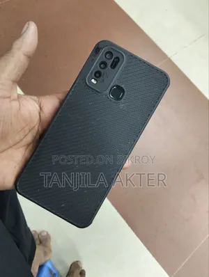 Vivo Y30 128 GB Black