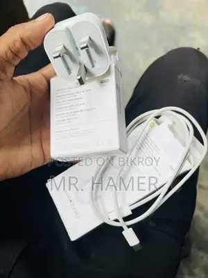  Apple Original 20w Charger + Type-C Cable (iPhone 15 Pro Max)