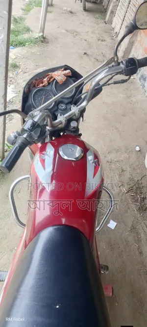 Bajaj CT 100 2016 Red