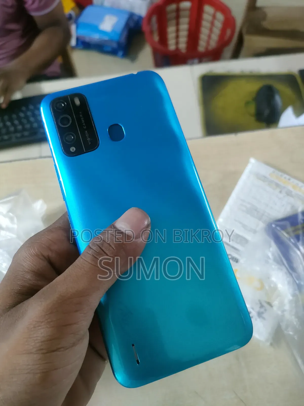 Itel 32 GB Blue