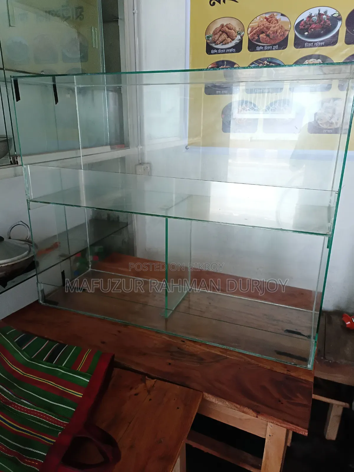Glass Fast Food Display Rack for Sale