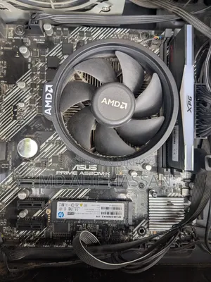 Desktop Computer Asus 16GB AMD Ryzen 7 SSD 1T