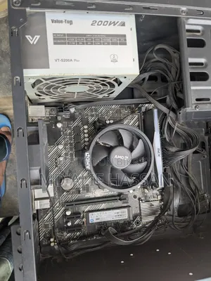 Desktop Computer Asus 16GB AMD Ryzen 7 SSD 1T