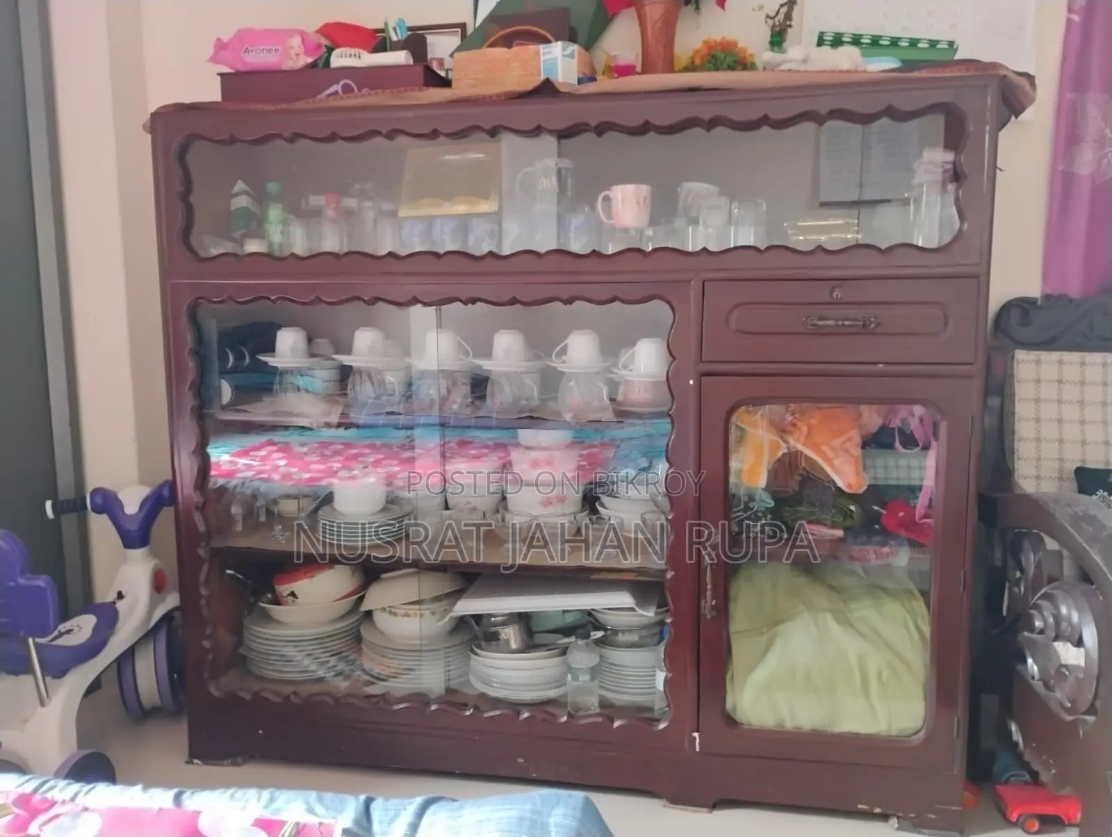 কাঠের সুকেস সুলভ মূল্যে বিক্রি