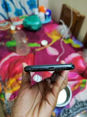 অ্যাপল আইফোন এক্সআর ১২৮ জিবি কালো
