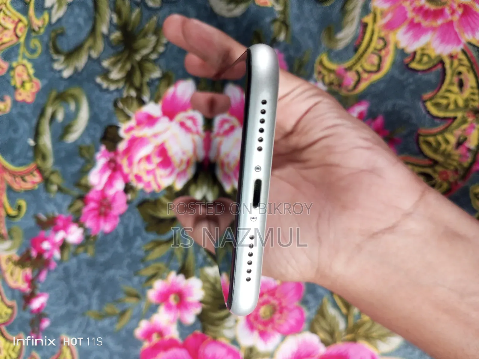Apple iPhone XR 128 GB White