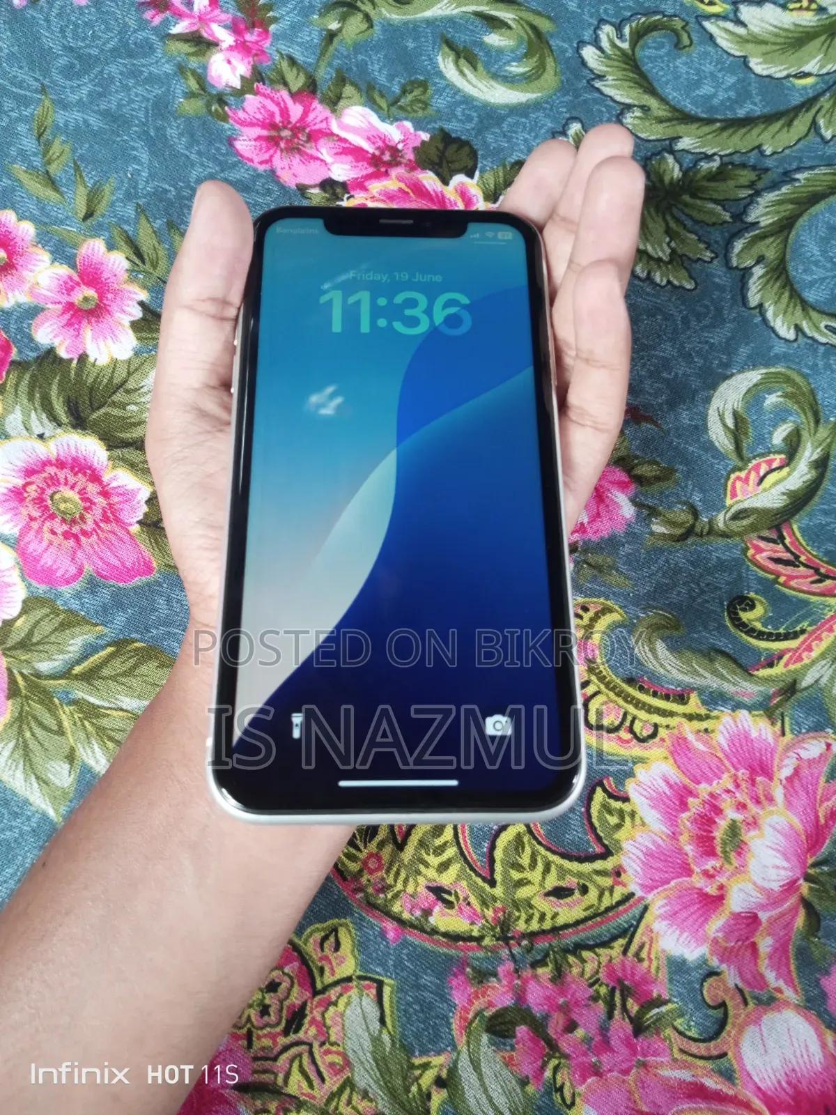 Apple iPhone XR 128 GB White