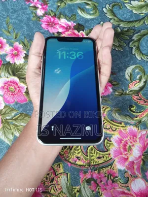 Apple iPhone XR 128 GB White