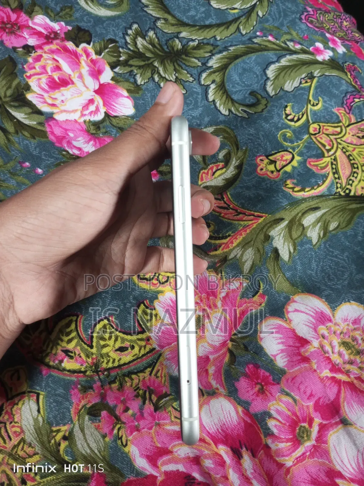 Apple iPhone XR 128 GB White