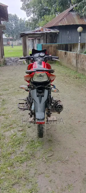 TVS Apache RTR 160 2V 2017 Red