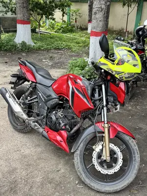 TVS Apache RTR 160 2V 2023 Red