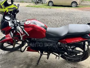 TVS Apache RTR 160 2V 2023 Red