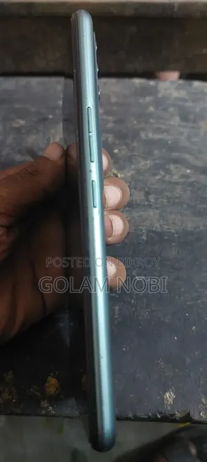 Tecno 64 GB Green