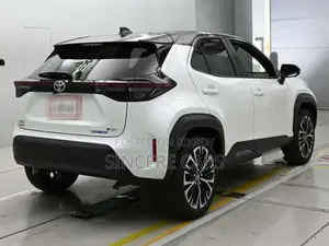 Toyota Yaris Cross 2021 Pearl