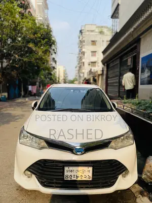 Toyota Axio 1.5 Hybrid 2WD 2015 White