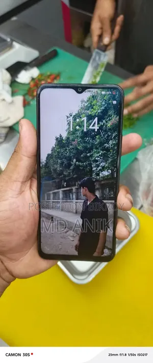 Vivo Y18 128 GB Red
