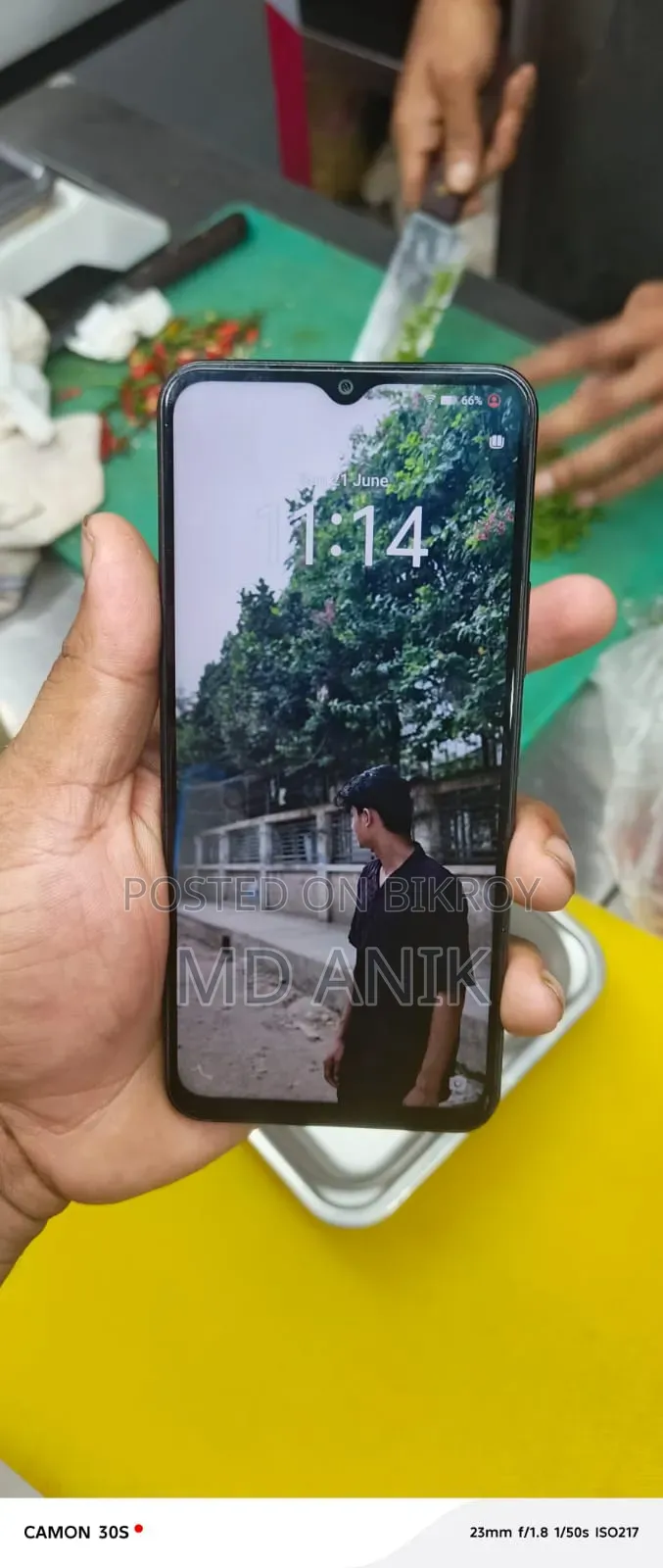 Vivo Y18 128 GB Red