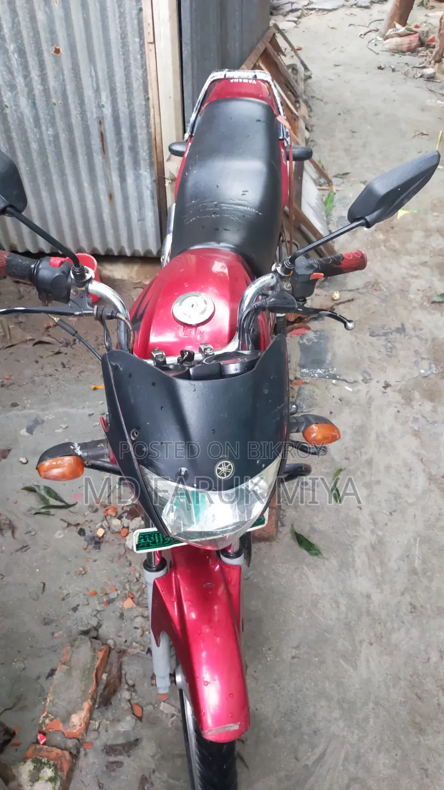 Yamaha 2010 Red