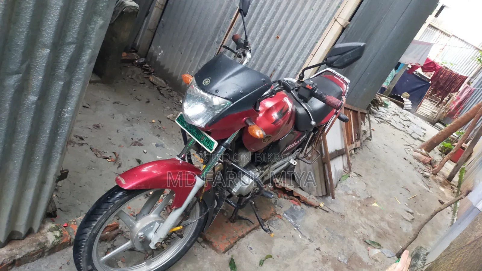 Yamaha 2010 Red