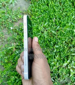 Apple iPhone 12 Mini 64 GB White