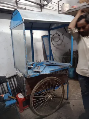 A brand new fast food cart