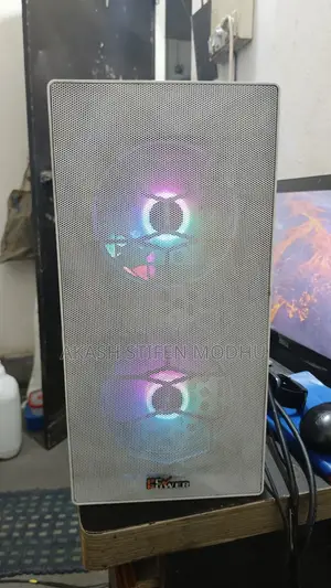 Desktop Computer 8GB AMD Ryzen 5 SSD 256GB