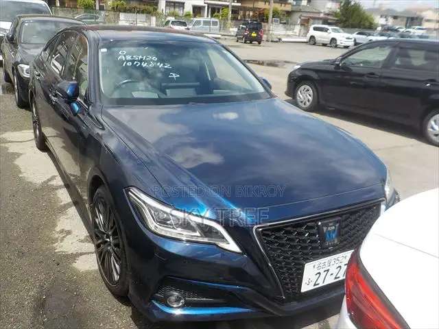 Toyota Crown 2021 Blue