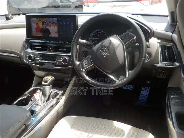 Toyota Crown 2021 Blue
