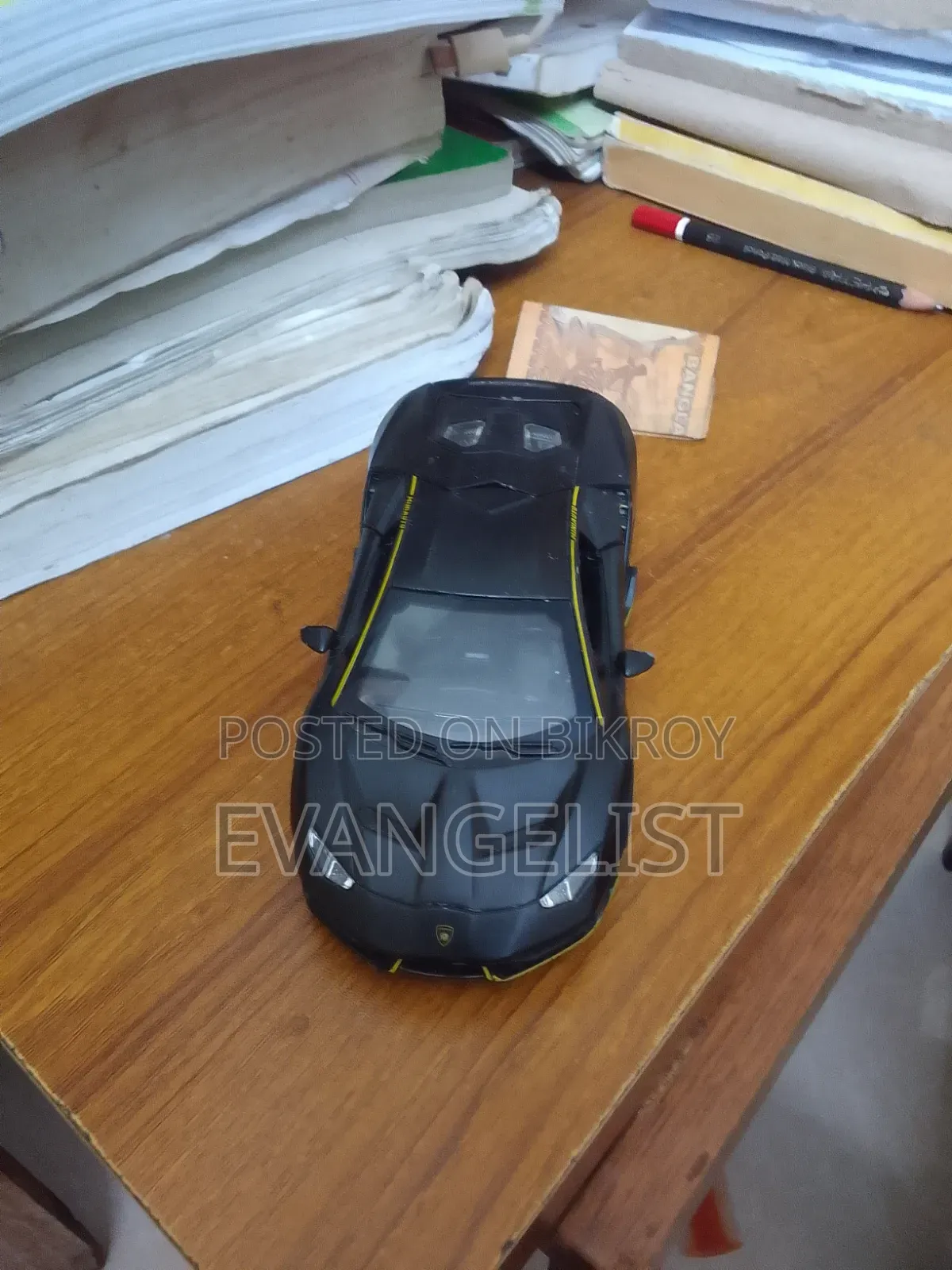ল্যাম্বরগিনি আভেন্টাডোর এসভিজে ডাইকাস্ট মডেল