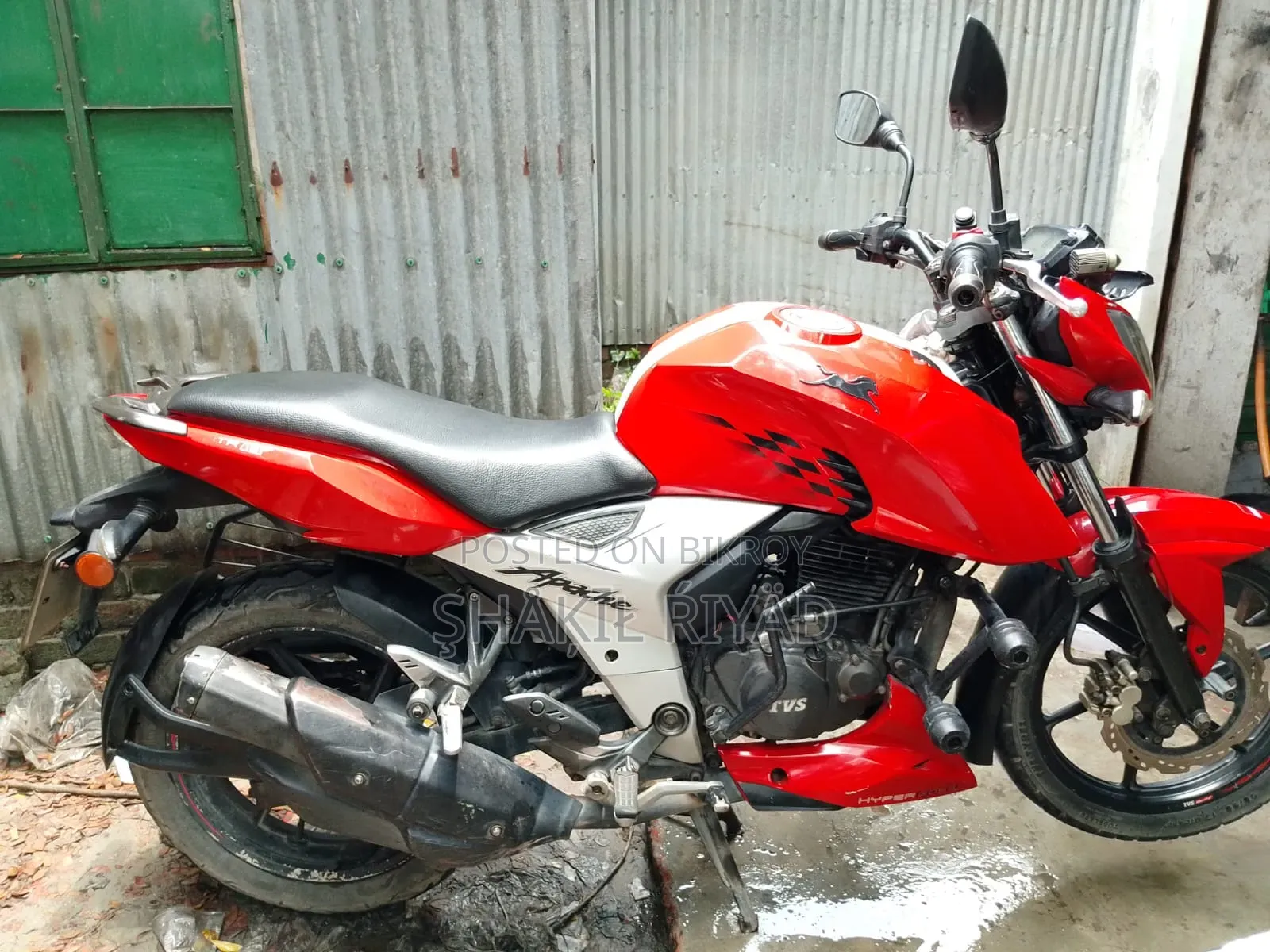 TVS Apache RTR 160 4V 2019 Red