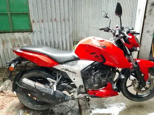 TVS Apache RTR 160 4V 2019 Red
