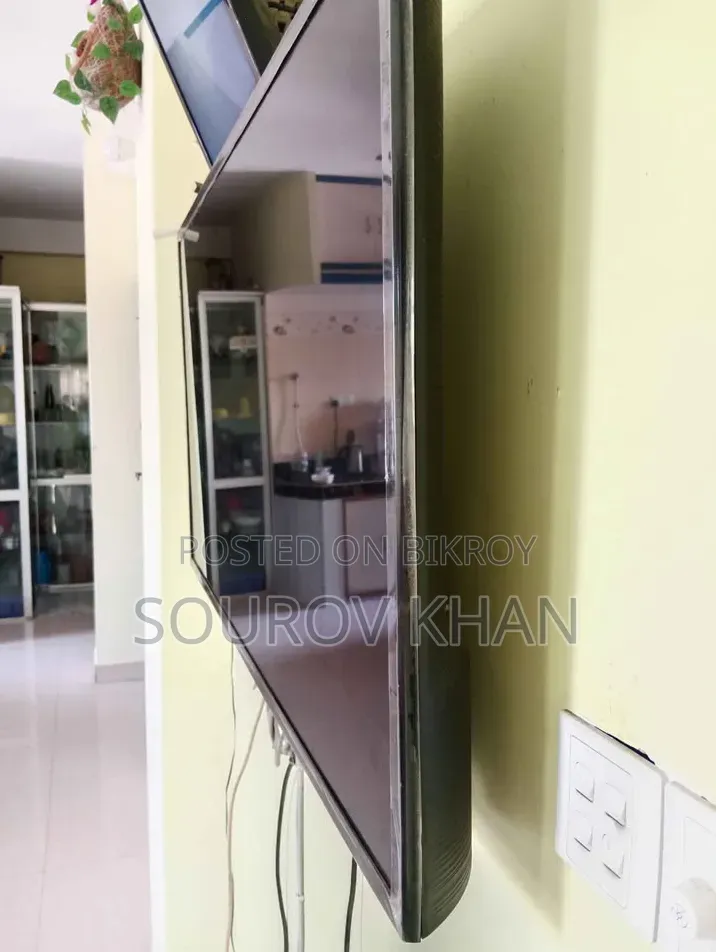 Samsung 43" Smart Tv