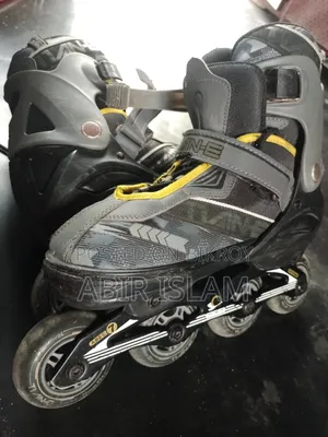 Skating Shoes for Sale