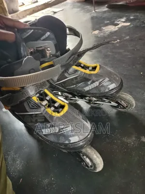 Skating Shoes for Sale