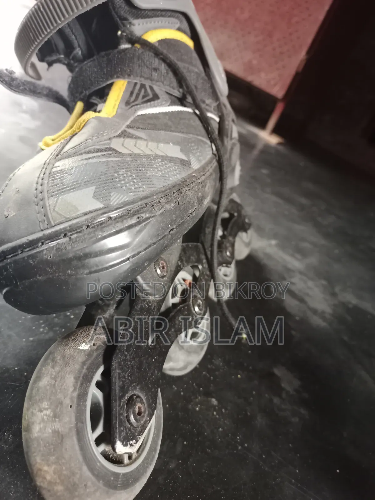 Skating Shoes for Sale
