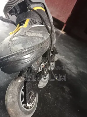 Skating Shoes for Sale