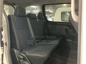 Toyota Noah 2021 Pearl