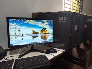 19" 1 Mark LED Monitor Innovtech With [Box + Adapter + Power Cord]