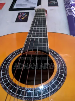 Deviser L-310-Yn Classical Guitar