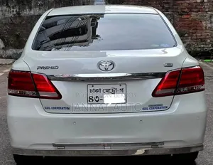 Toyota Premio 2016 Off white